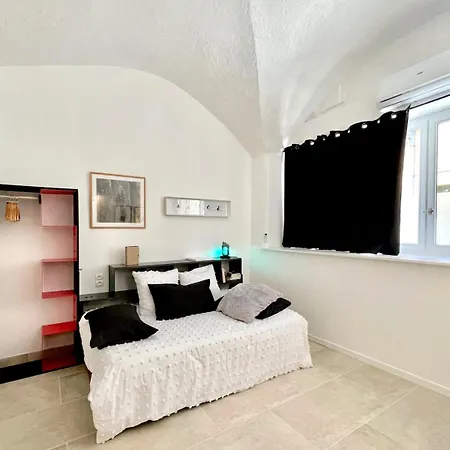 公寓 Villard Monument Historique Gard Tourisme 尼姆